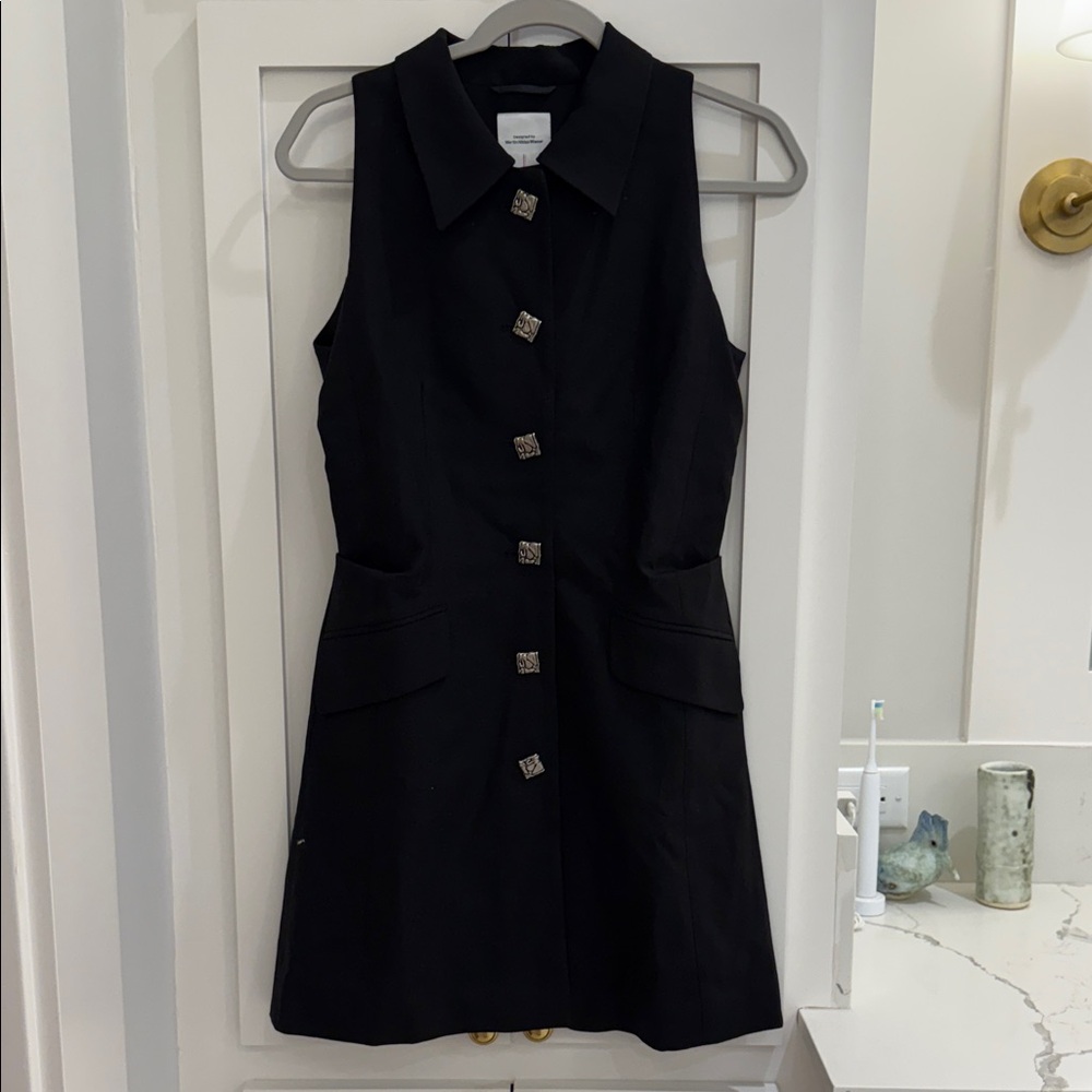 Fabrique x Martin Niklas Wiesel Limited Edition Black Sleeveless Collared Dress
